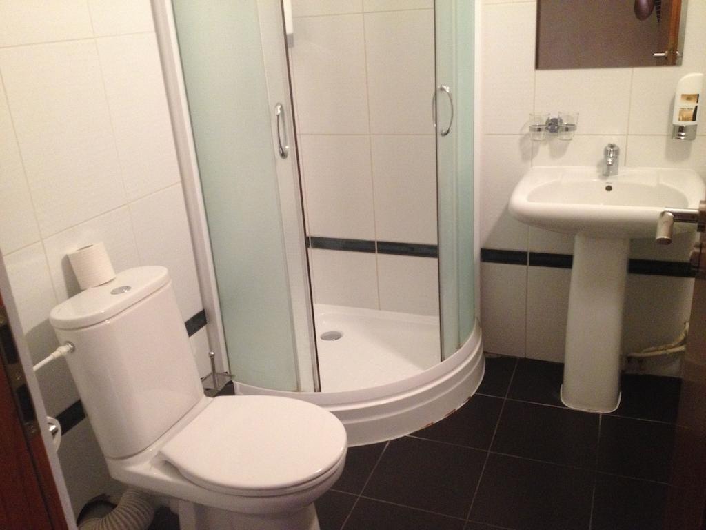 Garni Hotel Cosmopolitan Сенец Номер фото